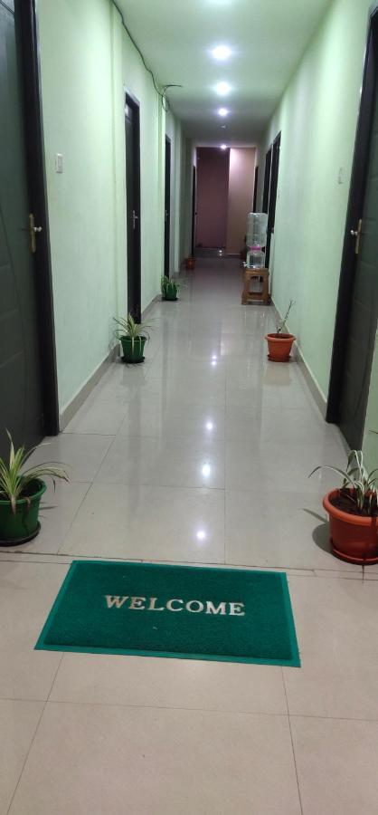 J J Residency Otel Pondicherry Dış mekan fotoğraf