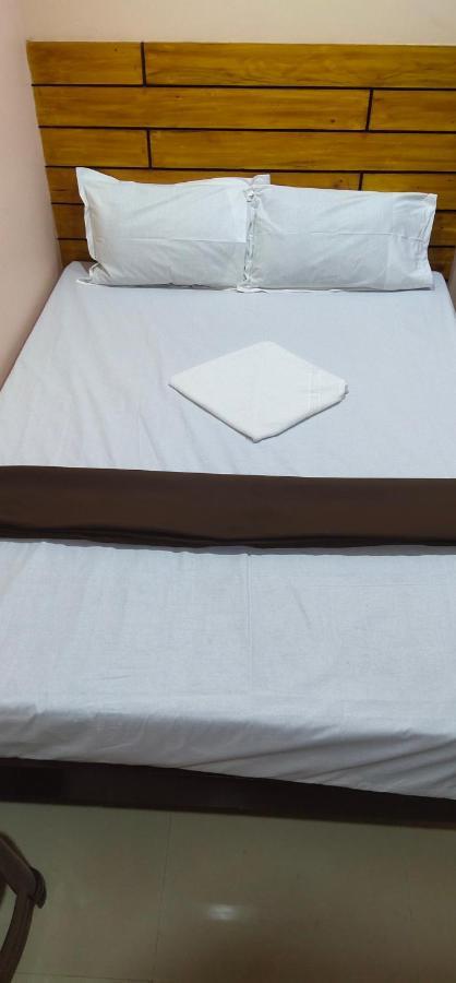 J J Residency Otel Pondicherry Dış mekan fotoğraf