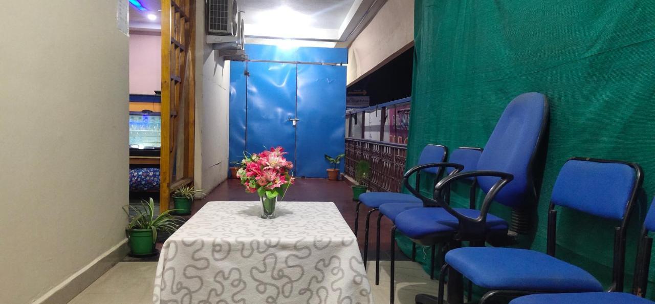 J J Residency Otel Pondicherry Dış mekan fotoğraf